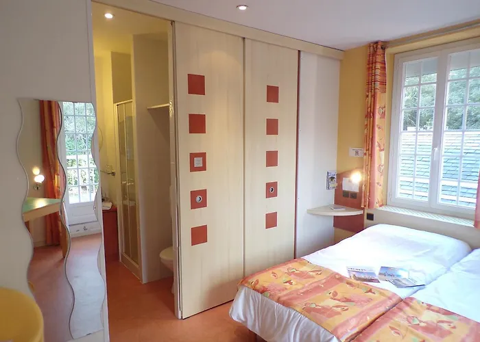 Koat Ar Mor 2* نوارموتيير أون ليل